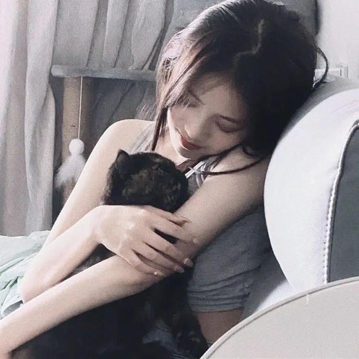 危机中的女人